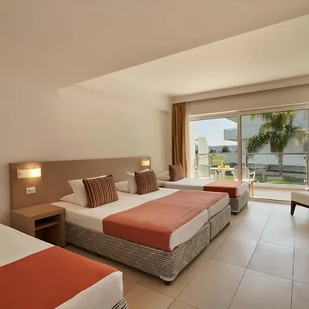 Atlantica 4*