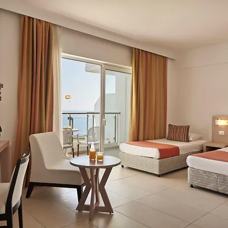 Hotel Atlantica 4*