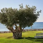 Atlantica فندق 4*