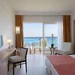 Atlantica فندق